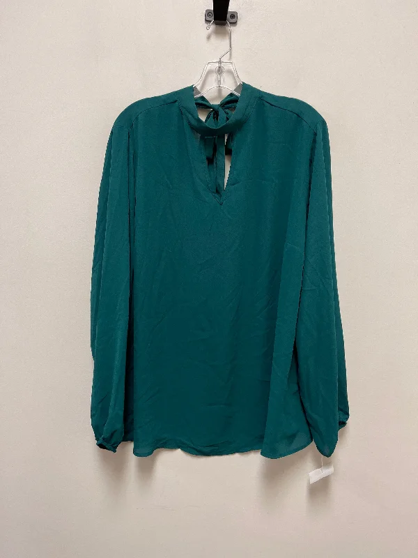 women's long sleeve tops with abstract designsTop Long Sleeve By Torrid In Green, Size: 3x