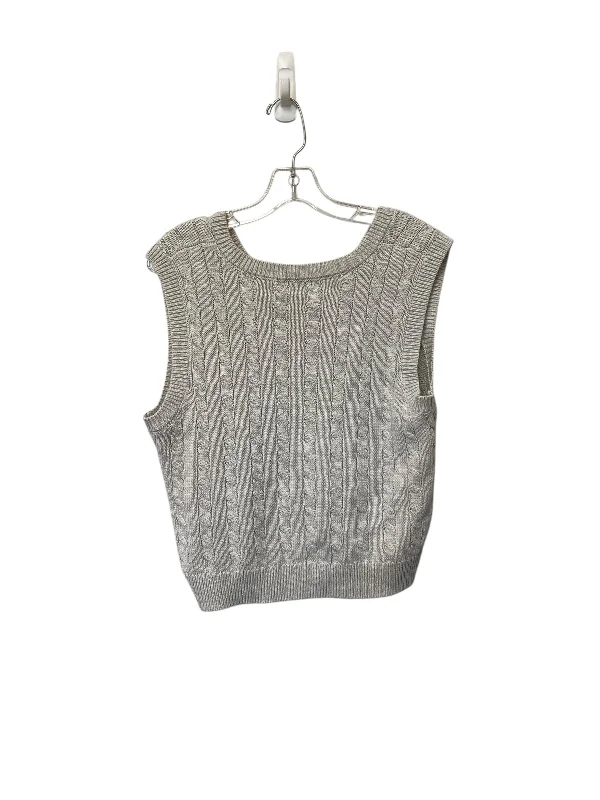 eco-friendly women's coatsVest Sweater By Wild Fable In Grey, Size: L