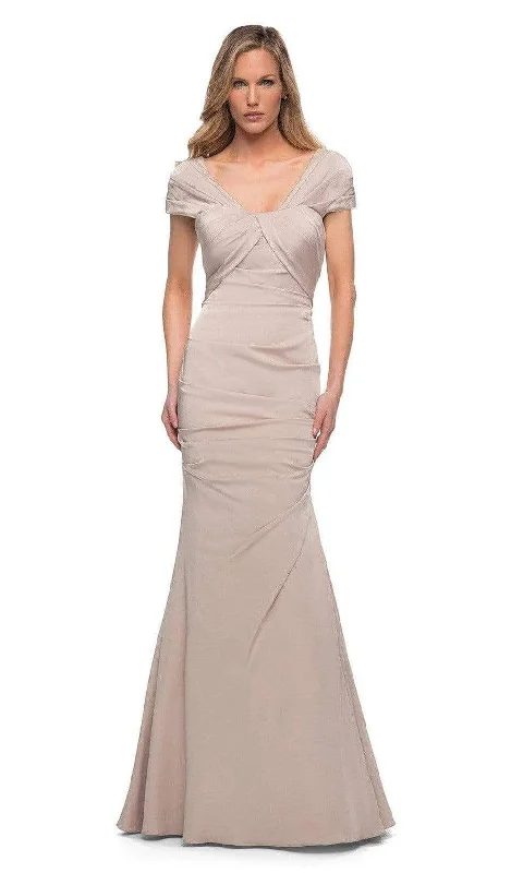 women's bridesmaid dressesLa Femme - 29805 Modified V-Neck Trumpet Evening Dress