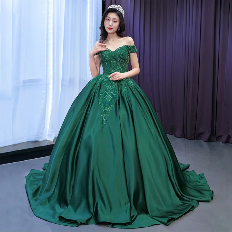 women's maximalist dressesOff The Shoulder V-neck Ball Gown Lace Applique Quinceanera Dress